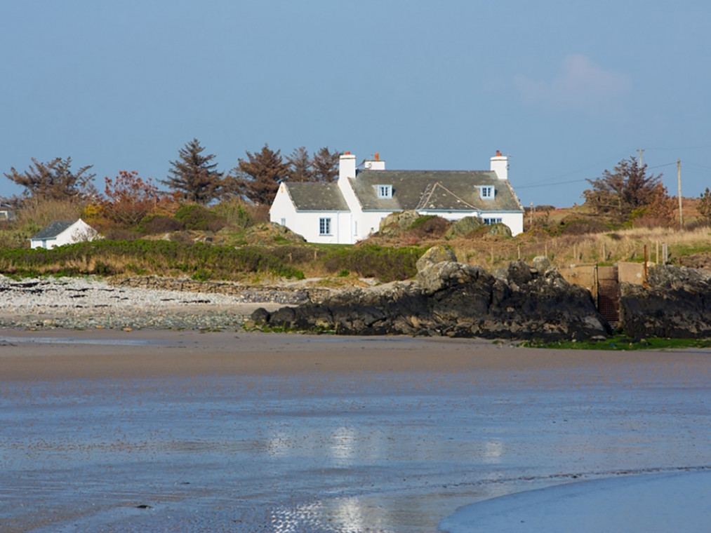 Lleyn peninsula cottages dog sales friendly