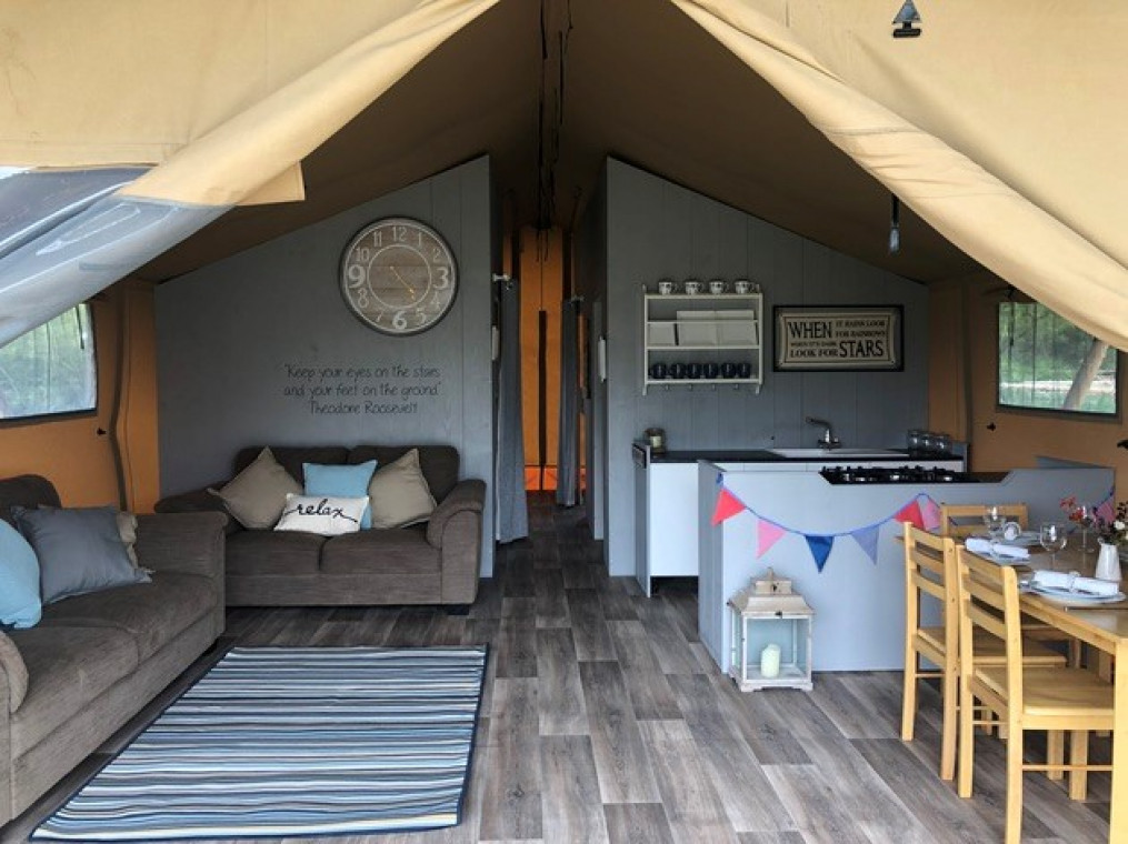 NightSky Glamping Dog Friendly Cottages & Self Catering